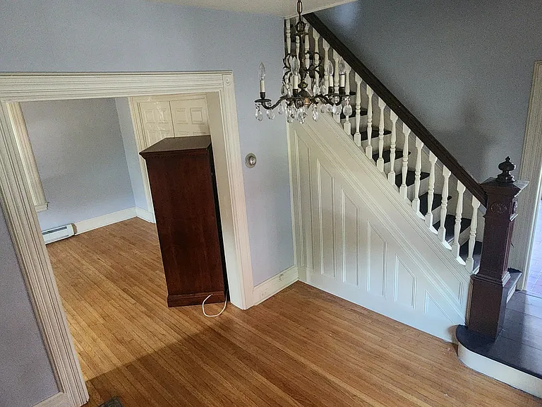 3 Myrtle Ave #1 — Photo 2