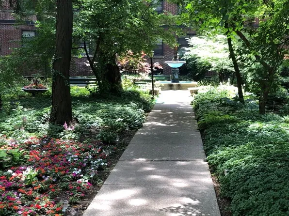 Granada, 525 W Arlington Pl #0B-1Ba-400Sqft, Chicago, IL 60614