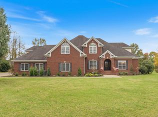 1926 Irby Ln, Murfreesboro, TN 37127