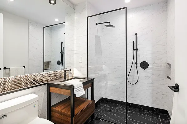 Rented by Living New York | media 38