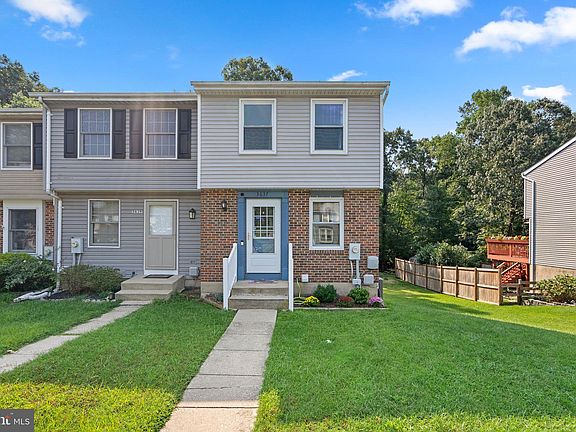 3rd image of 3637 Seaford Ct