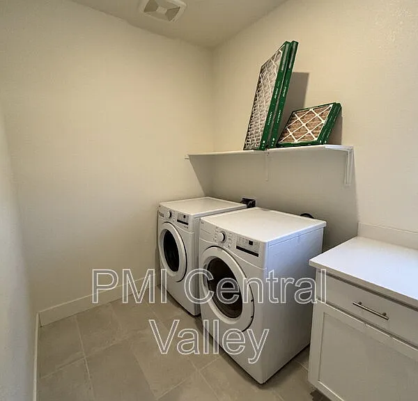 3226 Tibidabo St — Photo 13