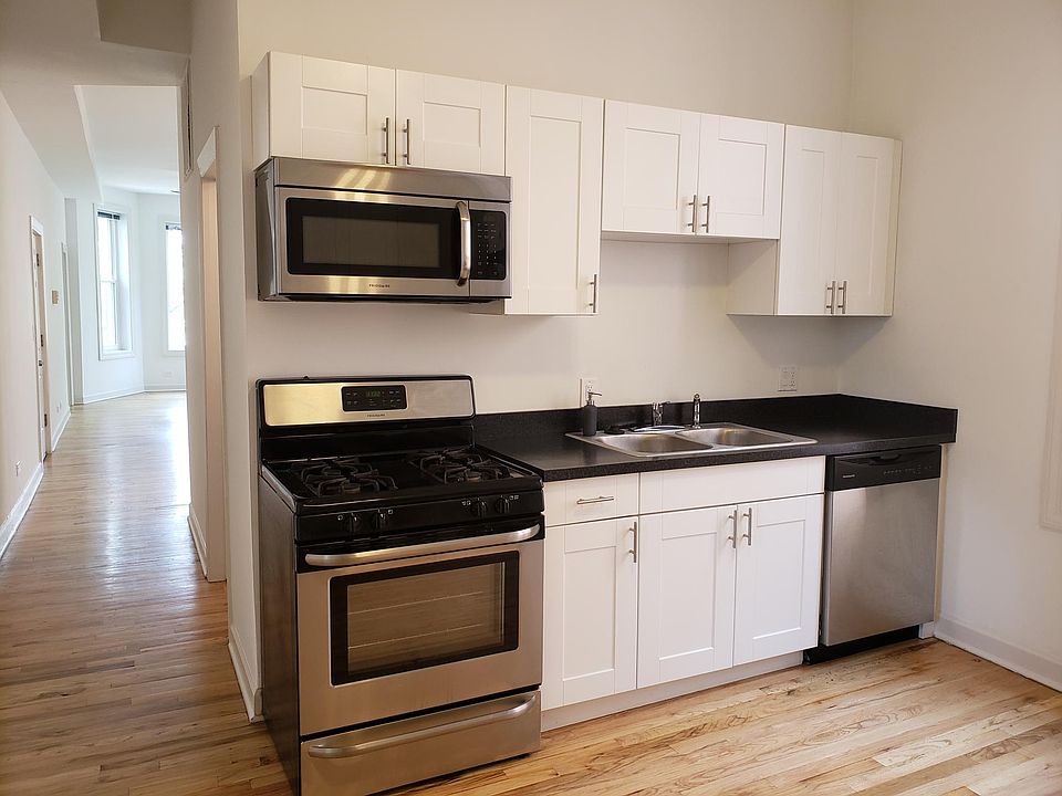 1st image of 1451 N Maplewood Ave #2
