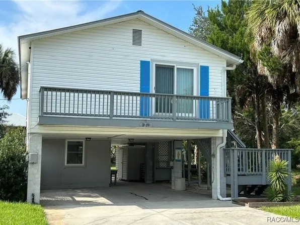 12122 W Gulf Breeze Ct, Crystal River, FL 34429