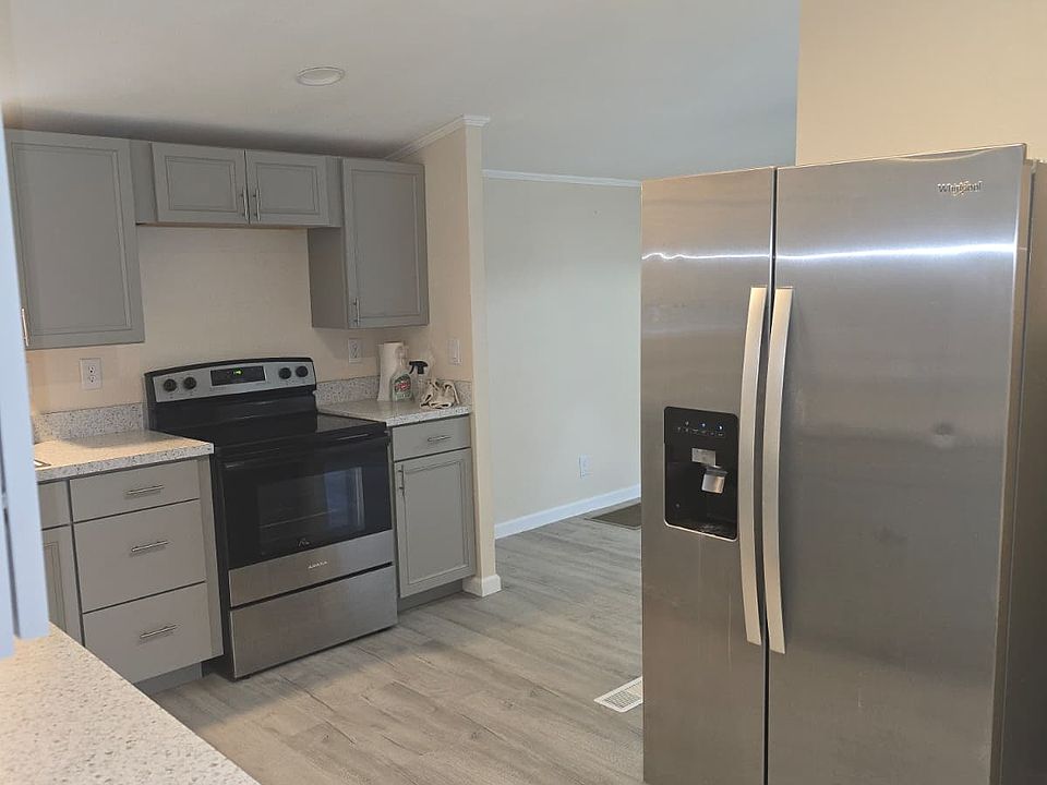 1st image of 10397 SW 155th St