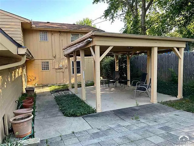 3200 W 22nd St — Photo 17