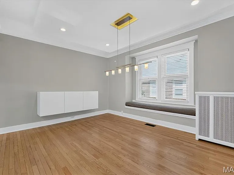 7122 Nashville Ave — Photo 15
