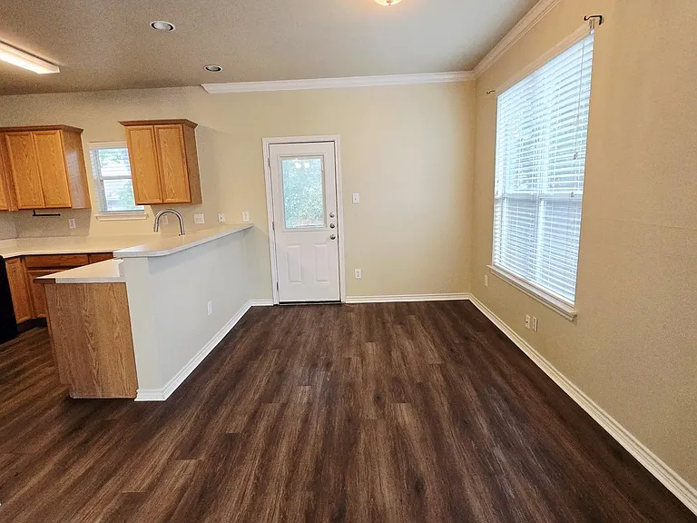 7126 Tourant Rd — Photo 14