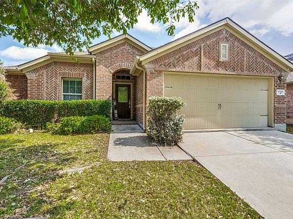 2nd image of 1701 Sparrow Ln