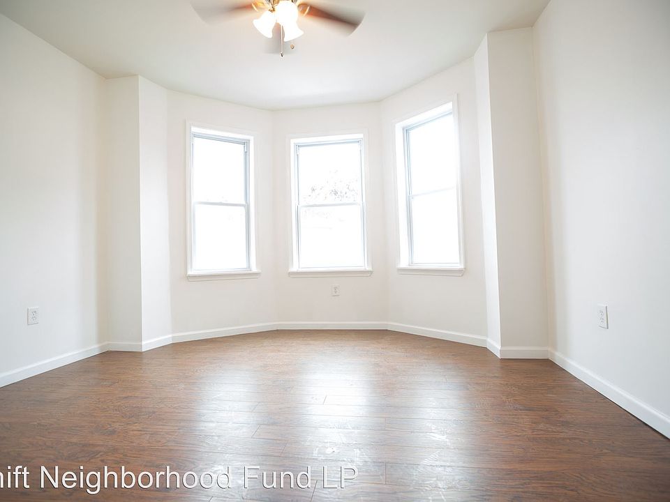 1st image of 3319 Argyle St