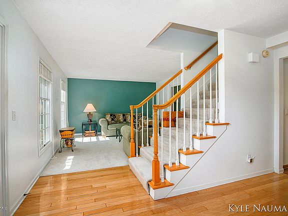 2nd image of 1505 Penncross Dr SE