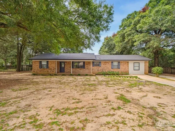 5905 Stephanie Dr, Milton, FL 32570