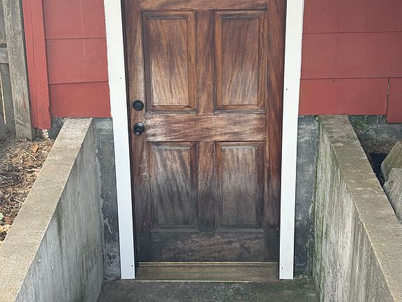 3rd image of 2334 W College Ave #2