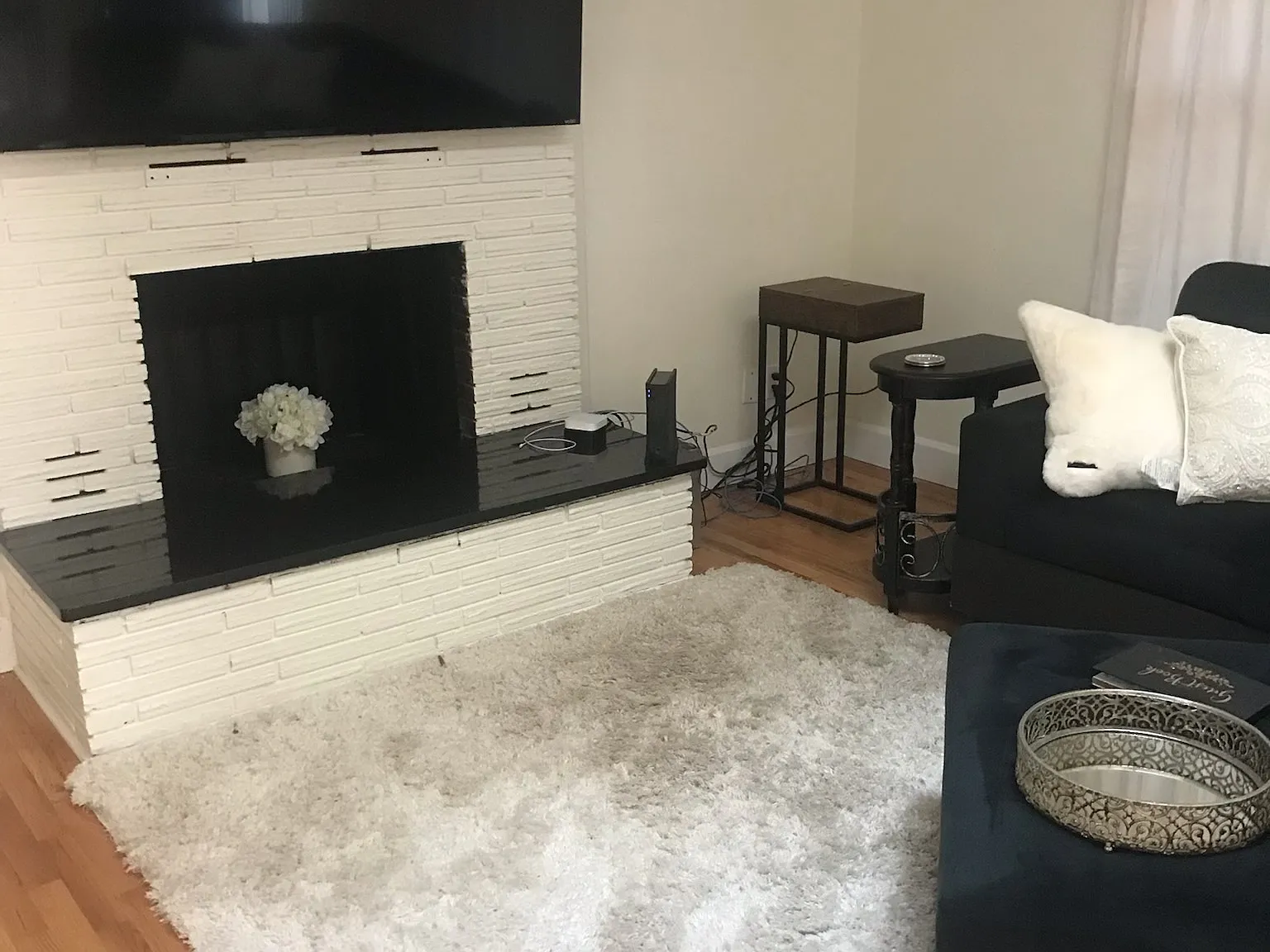 3 bed, 1248 sqft, $3,300 — Photo 3