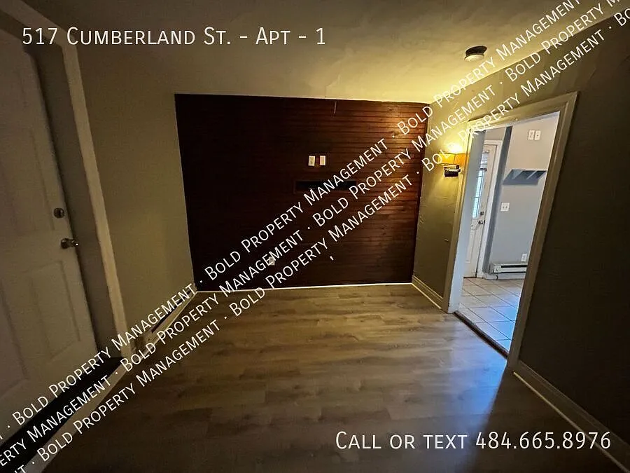 1 Bedroom 1 Bath — Photo 4