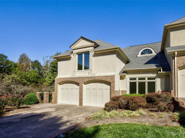 8901 Challis Hill Ln, Charlotte, NC 28226
