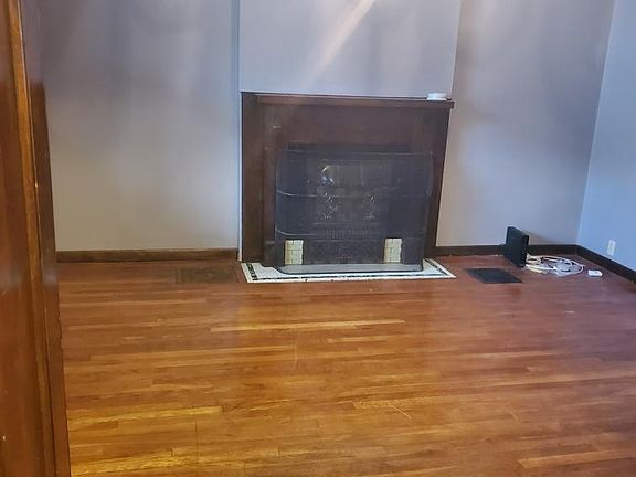 5th image of 231 Dorchester Ave