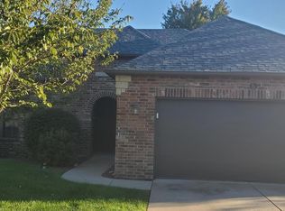 1750 W Bennett St UNIT 8B, Springfield, MO 65807