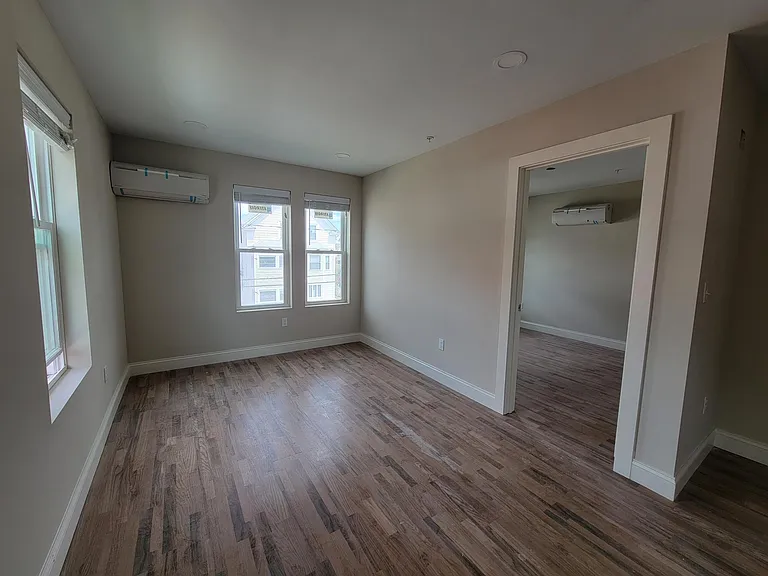 Residences at Woodlawn — Photo 57