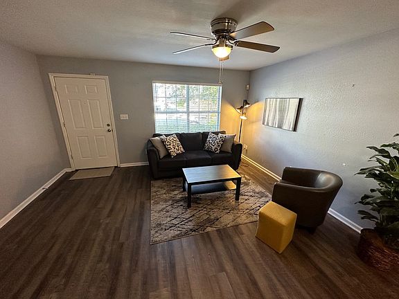 3rd image of 692 Timberwood Cir E