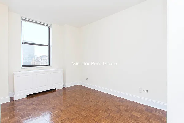 Rented by Mirador Real Estate | media 23