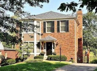 8439 Colonial Ln, Saint Louis, MO 63124