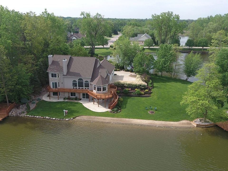 1st image of 9669 Steep Hollow Dr