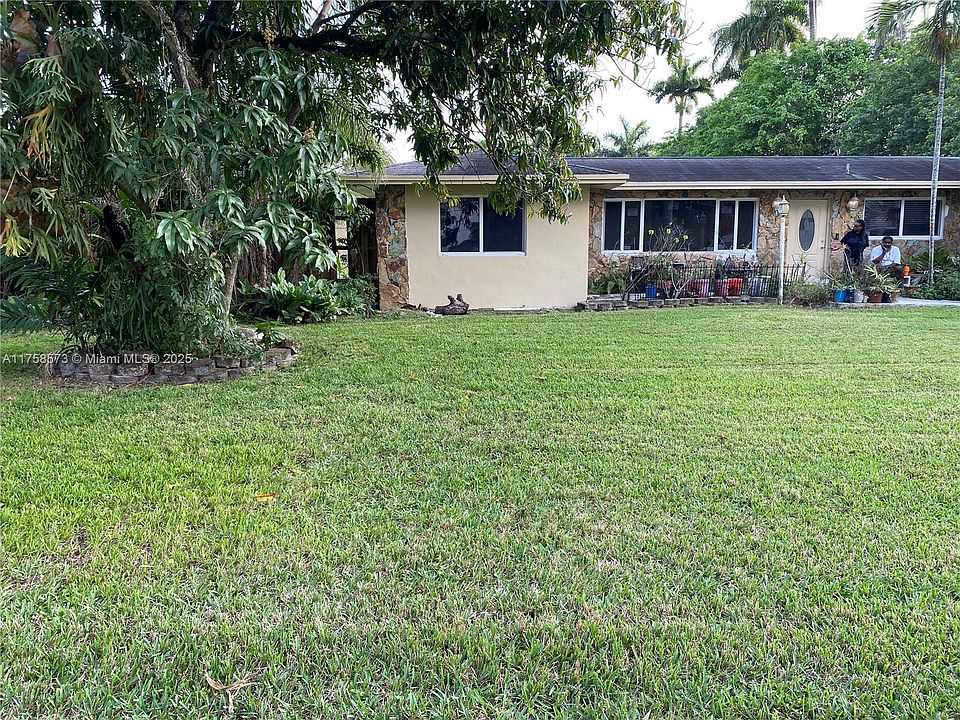 2nd image of 160 NW 158th St