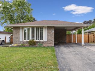 267 Kingswood Dr, Kitchener, ON N2E 1S1