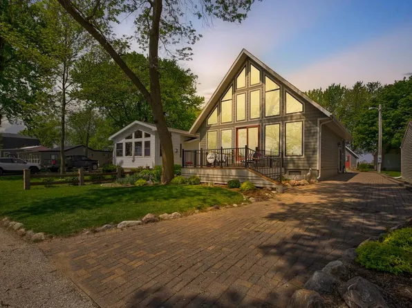 3380 320th St, Ruthven, IA 51358