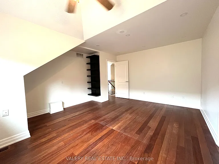 32 Belvedere Dr — Photo 19