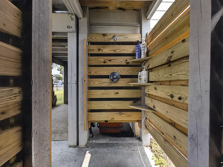 16618 Bermuda Way — Photo 28