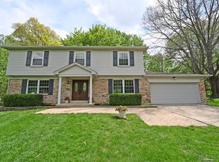 7883 Woodstone Dr, Cincinnati, OH 45244