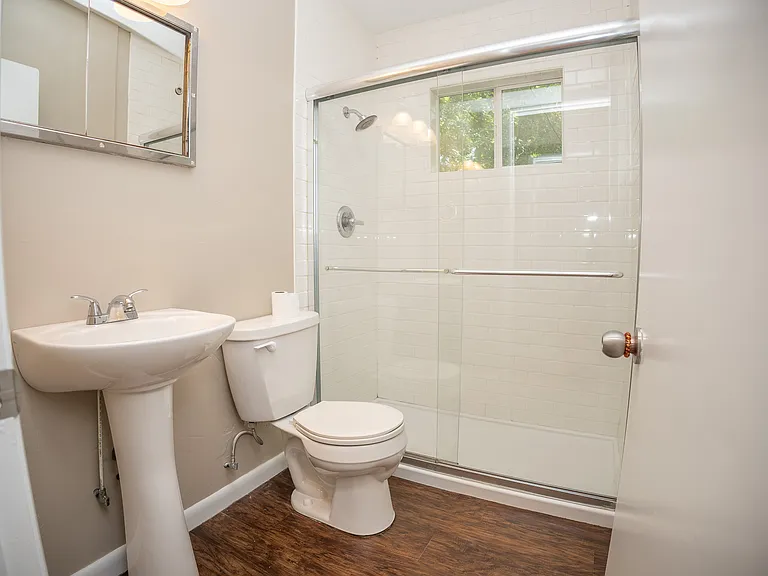 1502 Ridgewood Dr #B — Photo 14