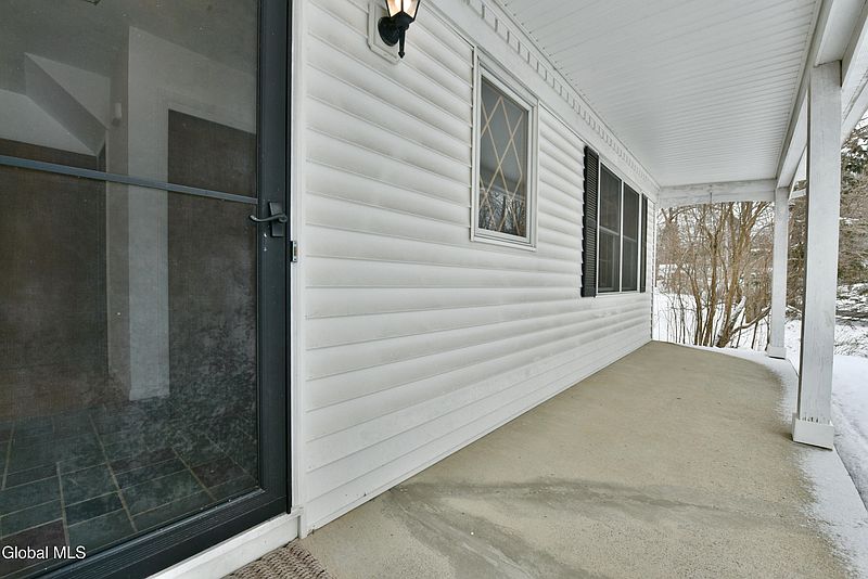 3rd image of 9 Tamarack Lane