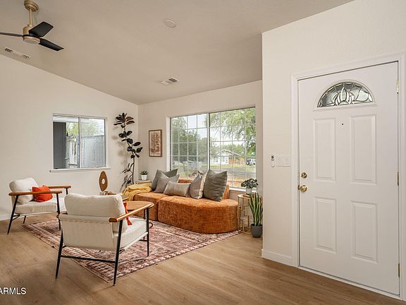 3rd image of 4805 E COCHISE Drive