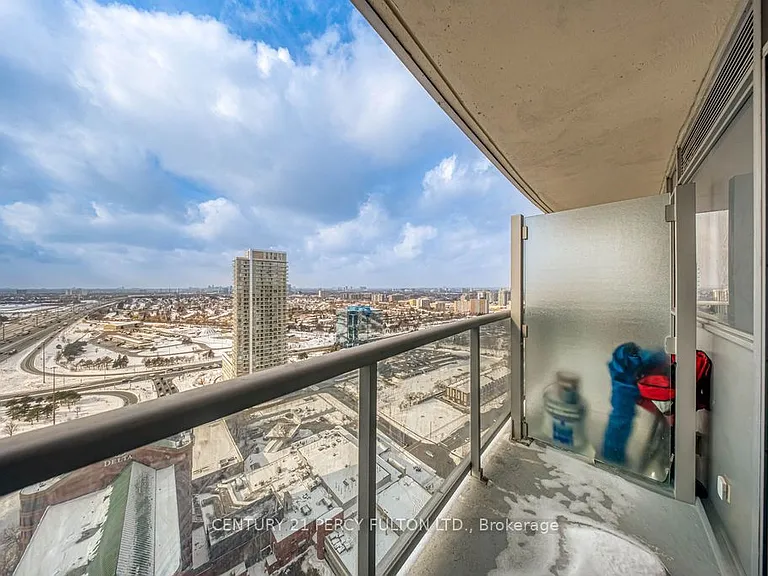 125 Village Green Sq #3105 — Photo 25