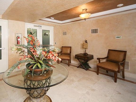 3rd image of 5204 Manorwood Dr #2B