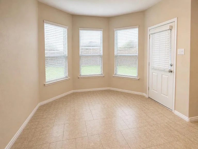 13935 Carncross Ct — Photo 35