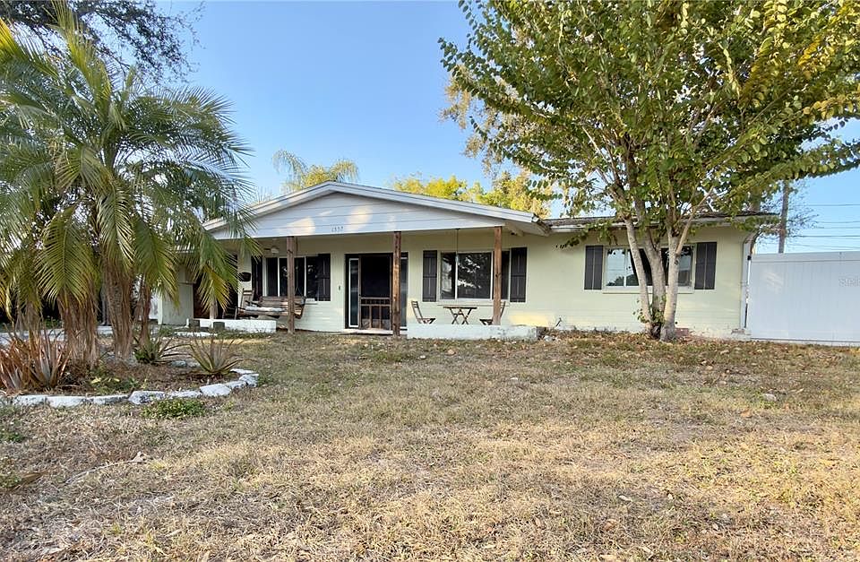 1st image of 1557 79TH AVENUE N