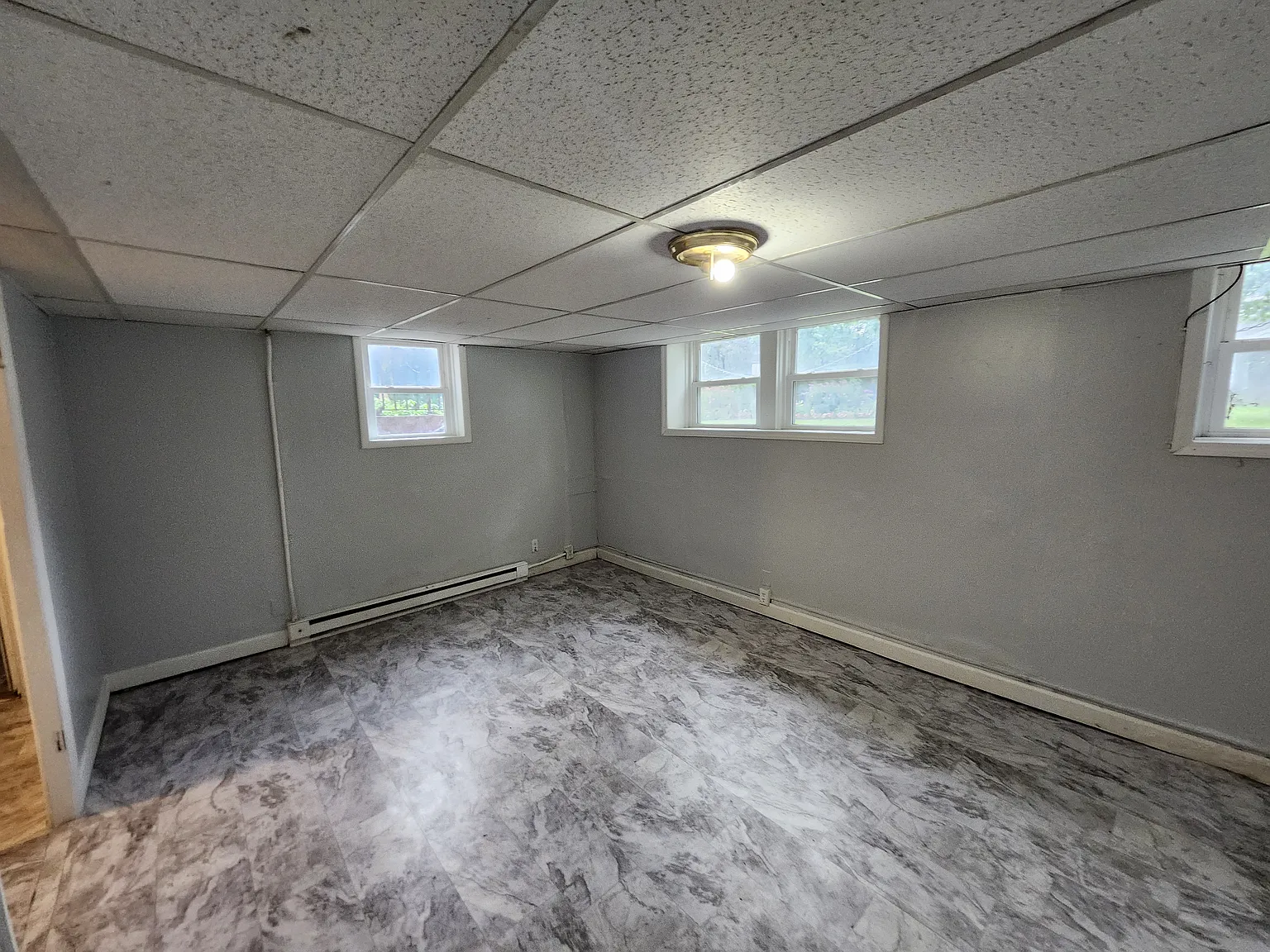 Studio, $725 — Photo 2