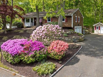 101 Red Oak Court, Port Jefferson, NY, 11777