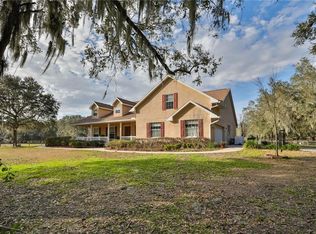 2702 Rogers Ranch Rd, Lithia, FL 33547