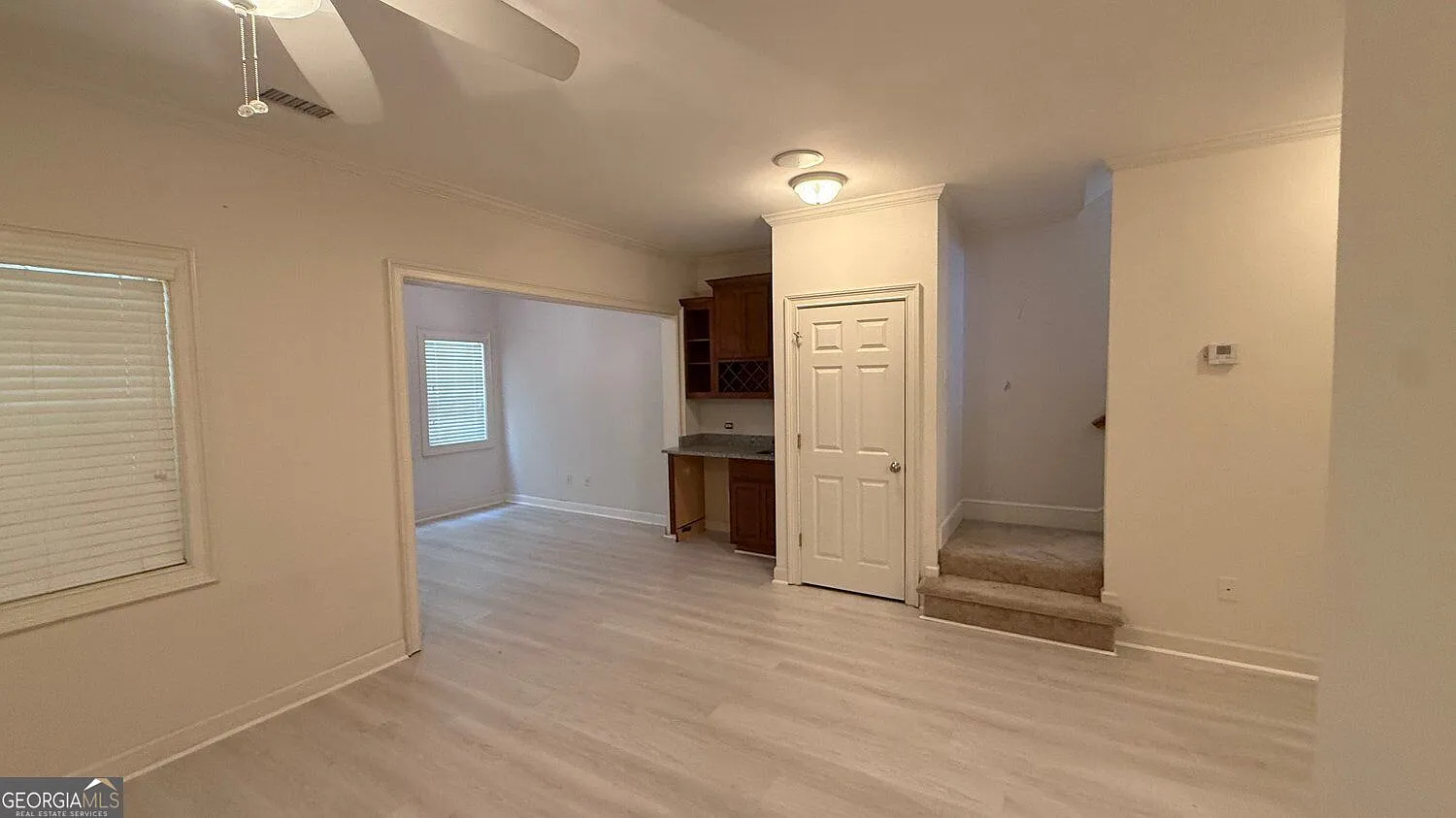 3 bed, 3.5 bath, 2000 sqft, $2,950 — Photo 4