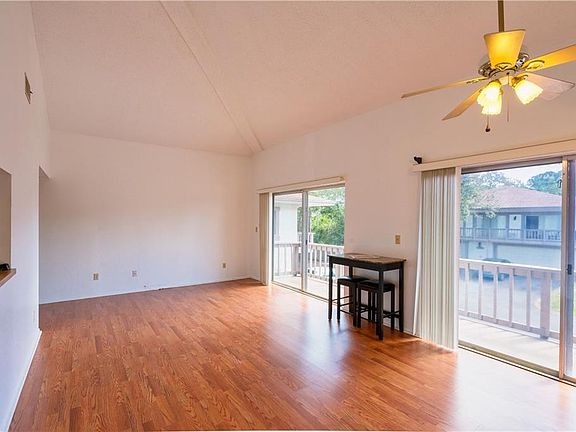 2nd image of 1861 Bough Ave