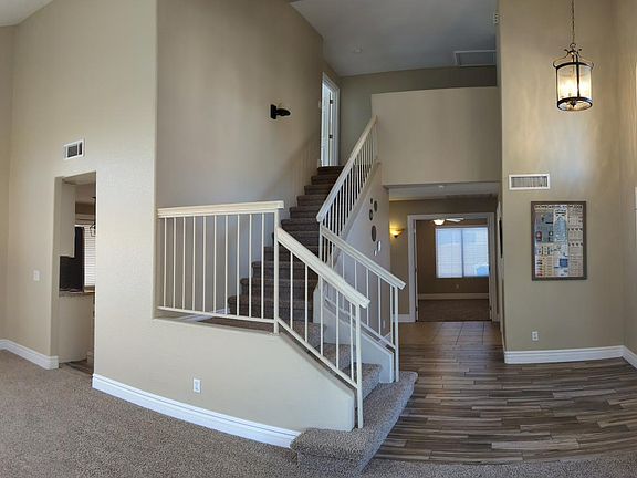 5th image of 1121 W Oriole Way