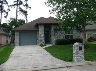 902 Chase Ct, Conroe, TX 77301