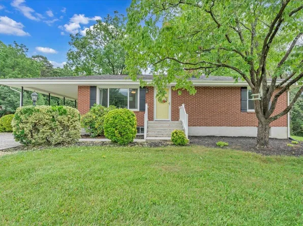 4129 Alleghany Dr, Salem, VA 24153