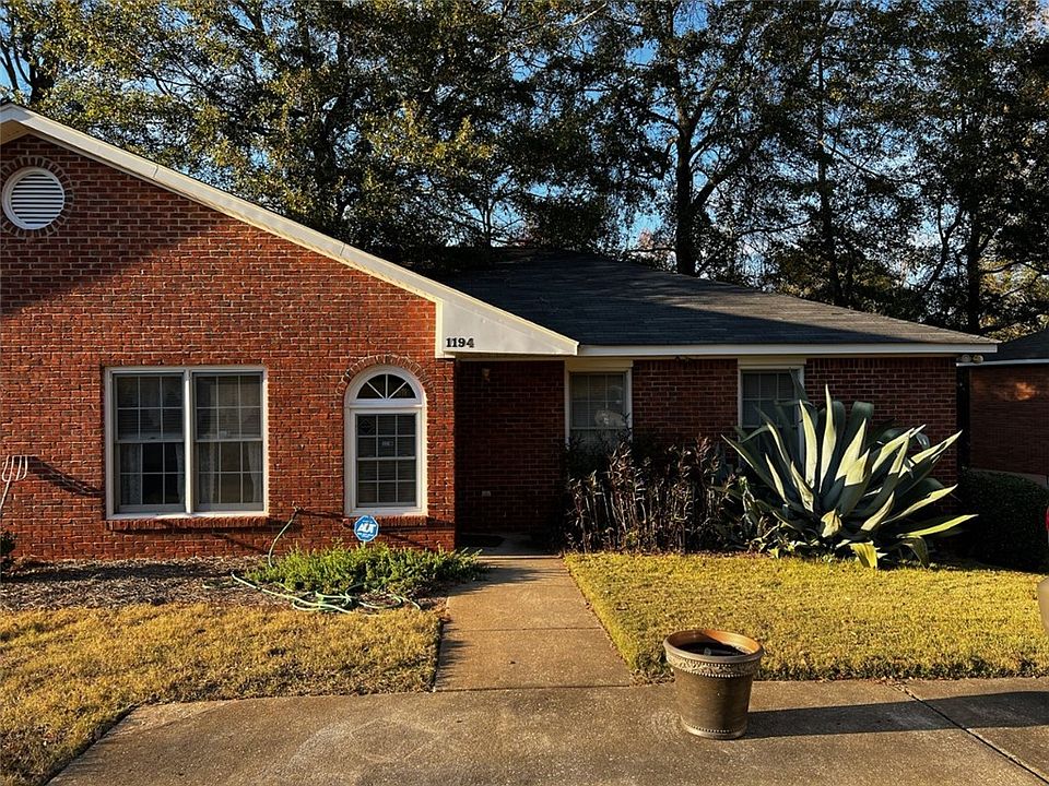 2nd image of 1194/1196 Northlake Dr