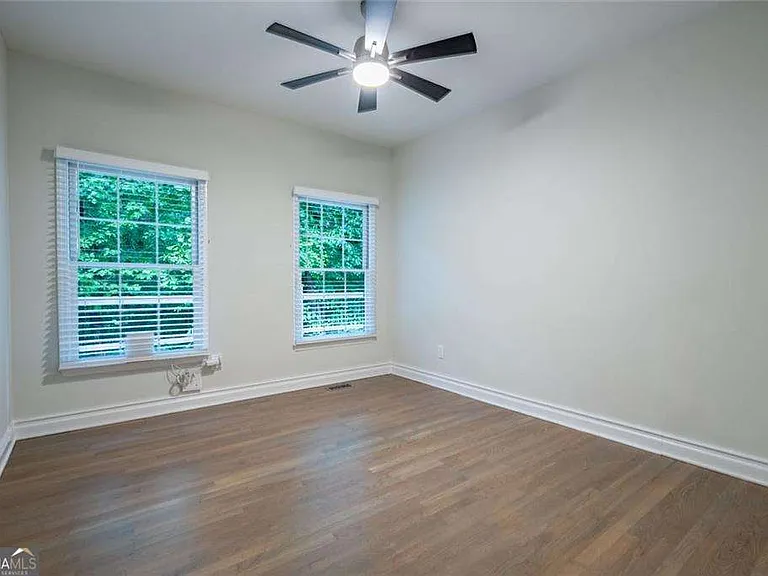 3924 Ashford Dunwoody Rd NE — Photo 23